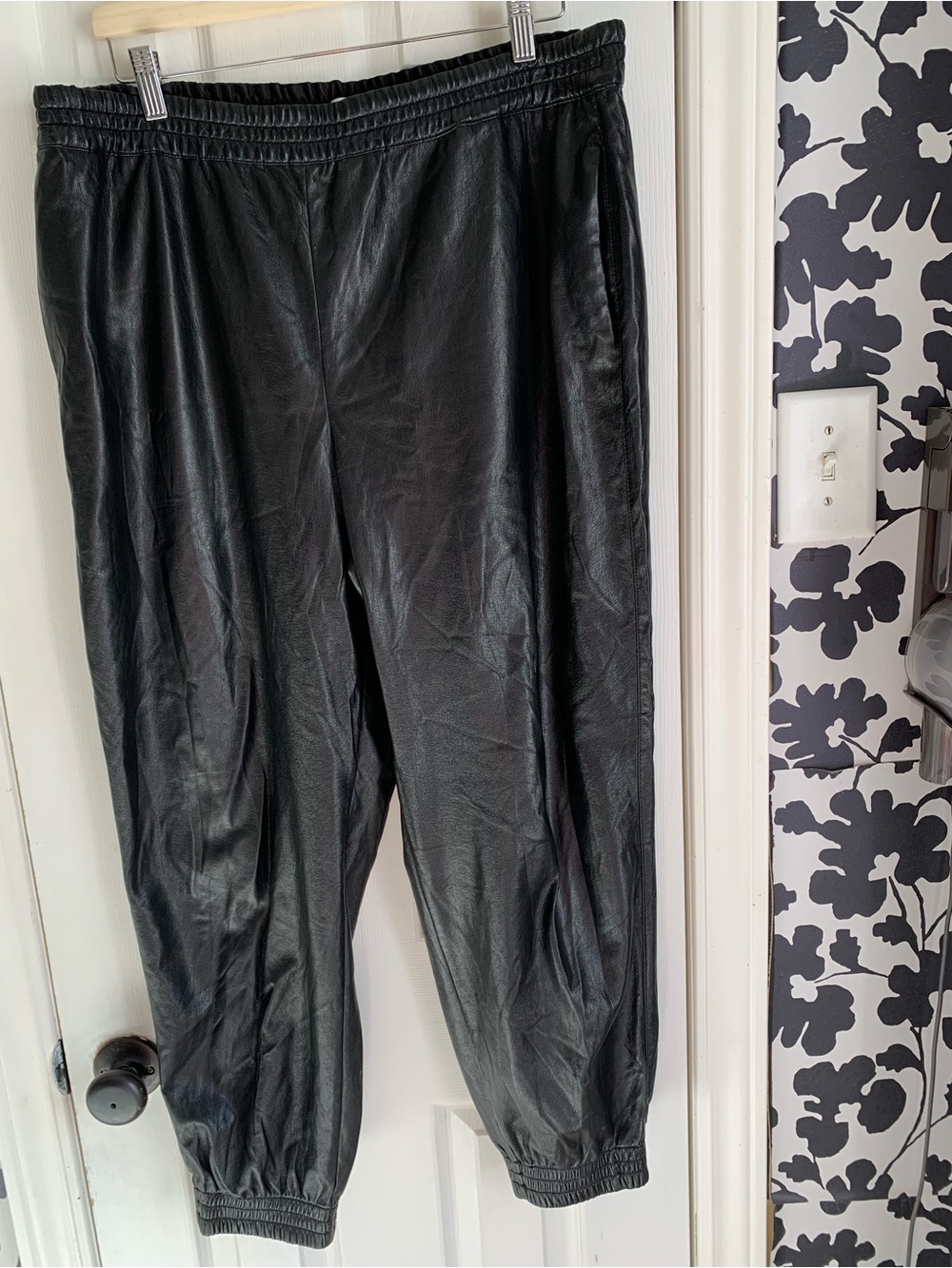 Aritzia Babaton plus size Black Faux Leather Jogger Pants fall classic